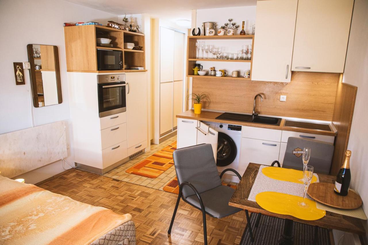 Soncni Apartma Bovec Exterior foto